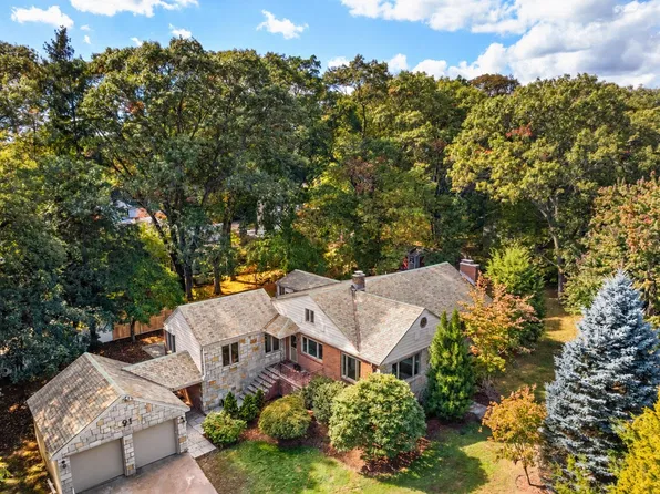91 Beatrice Cir, Belmont, MA 02478