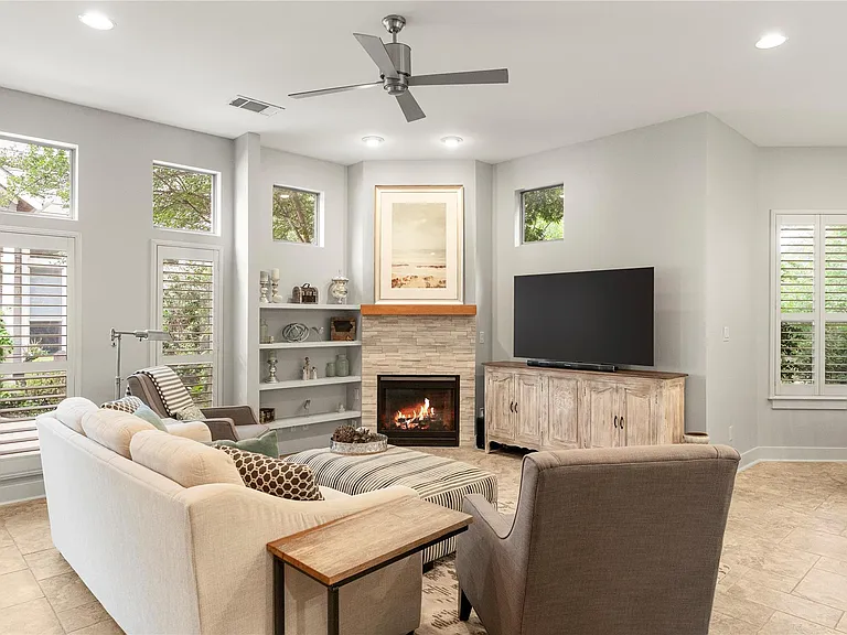 3814 Ridgelea Dr #A — Photo 3