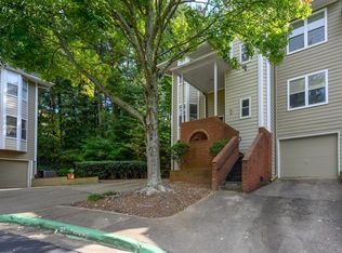 702 Ivy Green Ln, Marietta, GA 30067