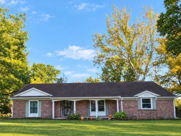 1200 Crestview Ct, Kokomo, IN 46901