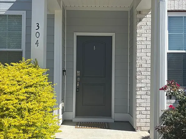 175 Old Murdoch Rd #304, Morehead City, NC 28557
