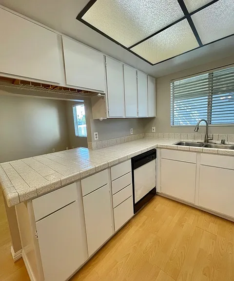 4813 Parks Ave — Photo 5