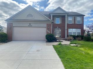4696 Pond Run, Canton, MI 48188