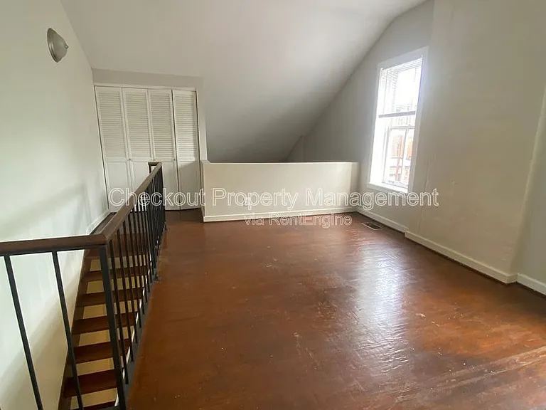 2301 S 11th St — Photo 10