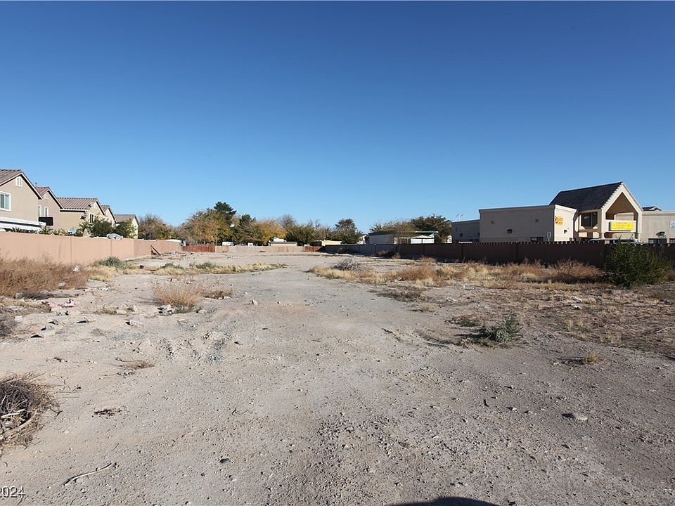 1st image of 4084 E Owens Ave