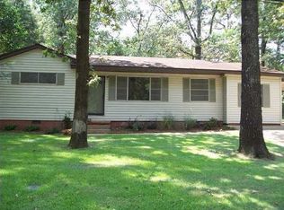 1917 Gloria Dr, Pearl, MS 39208