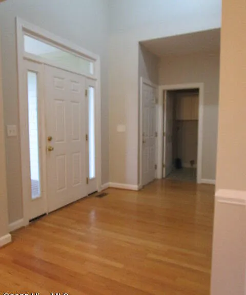 106 Beach Haven Cv — Photo 2