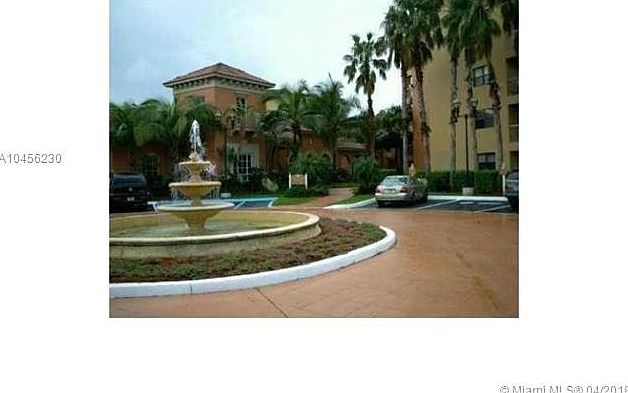 1st image of 8215 Lake Dr #308