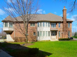 160 Annalisa Ct, Bloomingdale, IL 60108