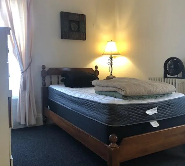 8 Pearl St #1 — Photo 3