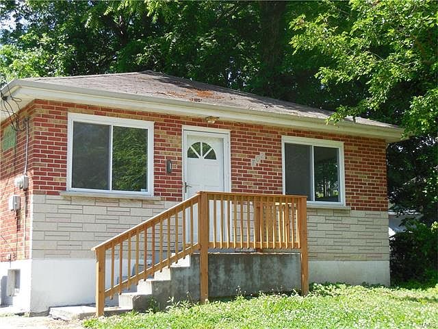 1st image of 702 Bartolet Ave