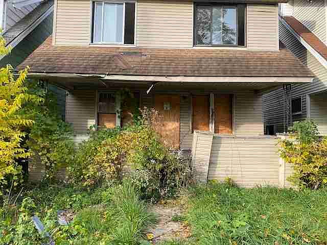 5131 St Clair