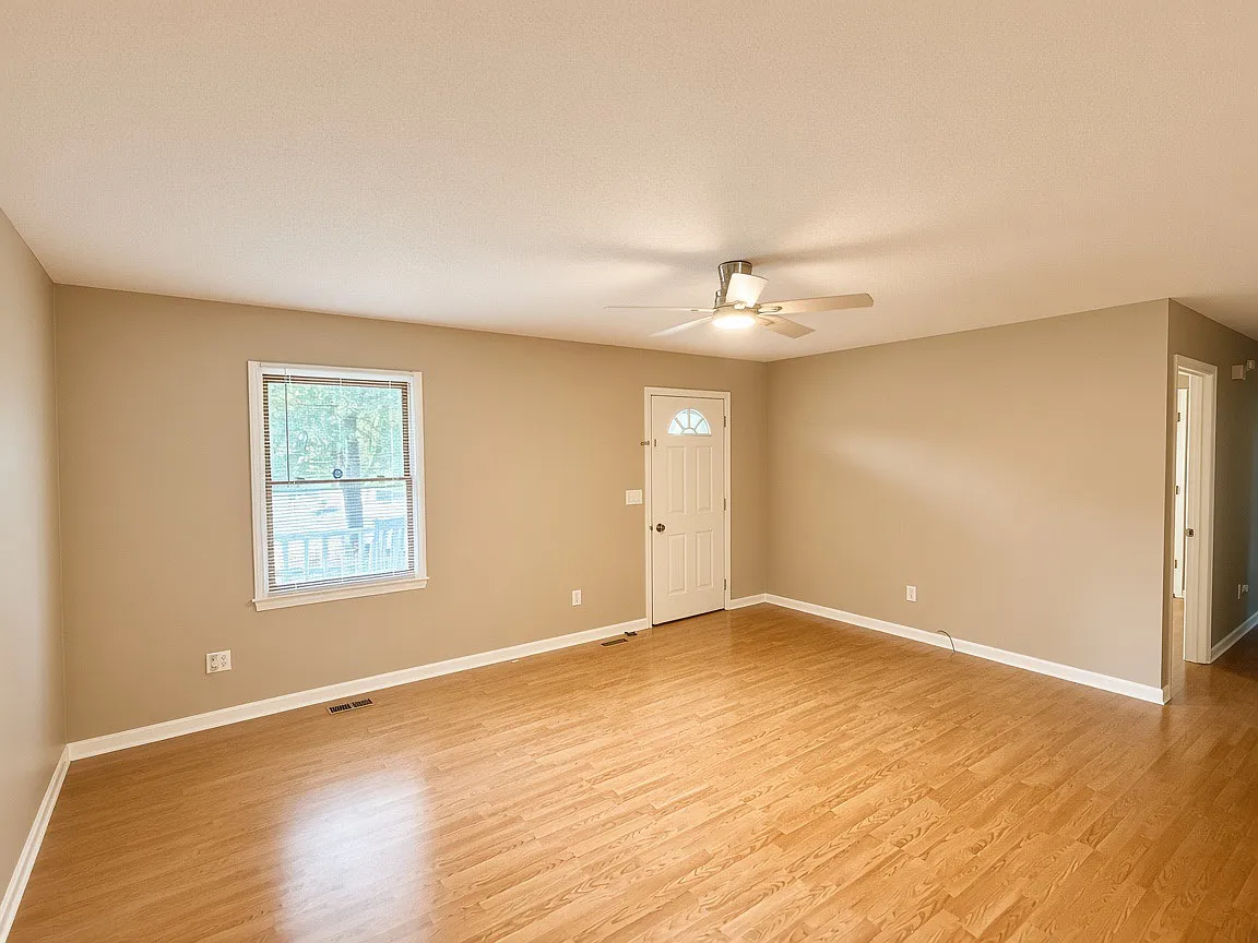 3 bed, 1528 sqft, $1,800 — Photo 3