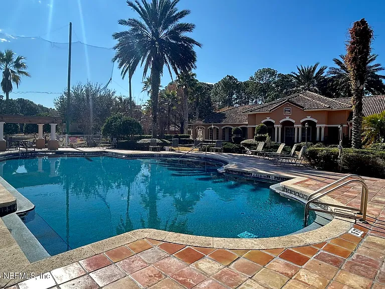 510 Florida Club Blvd #101 — Photo 41
