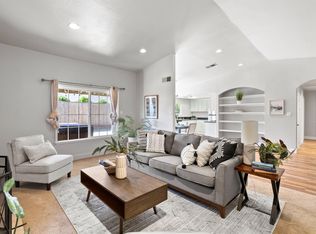 2783 Bradshaw Rd, Sacramento, CA 95827