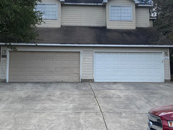 911 Sagewood Trl, San Marcos, TX 78666