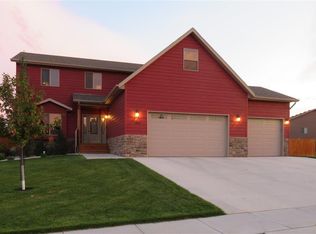 7400 Castlewood Dr, Summerset, SD 57718