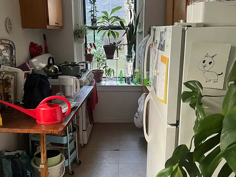 225 Bennett Ave #2KC — Photo 4