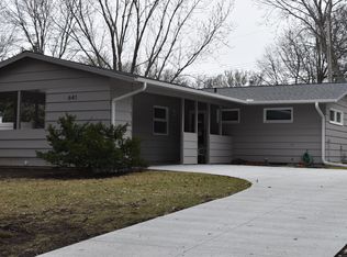 641 Dale Dr, Lincoln, NE 68510