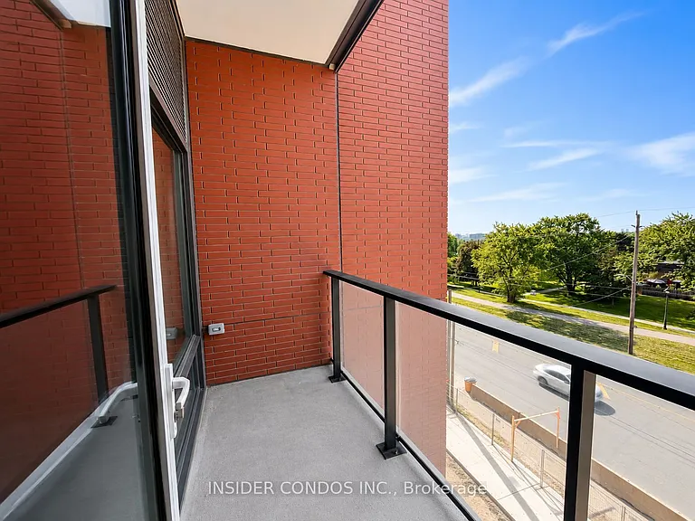 4010 Eglinton Ave W #428 — Photo 21
