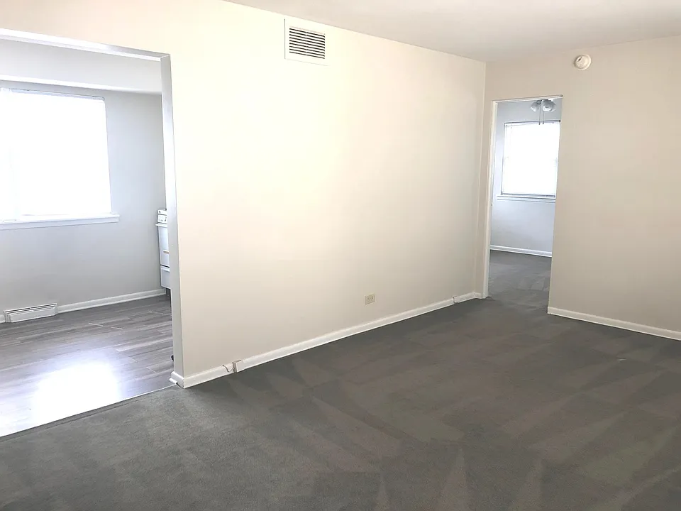 Large Carpeted Living Room