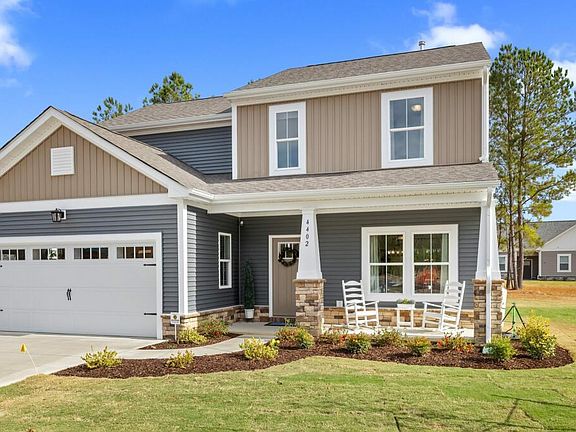 These photos are representative of this floor plan, but all options may not be available in every co