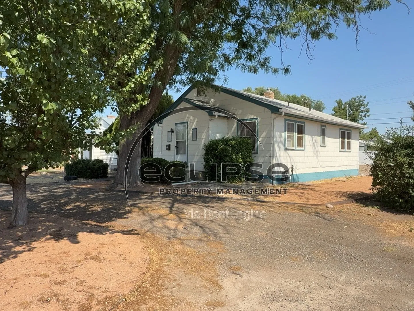 4 bed, 2.0 bath, 1500 sqft, $2,600 — Photo 3