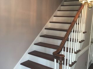 294 Pickwick Rd, Savannah, GA 31410