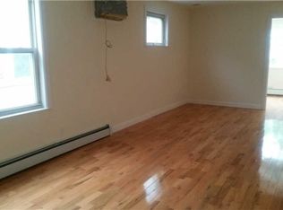 10955 Centreville St, Ozone Park, NY 11417