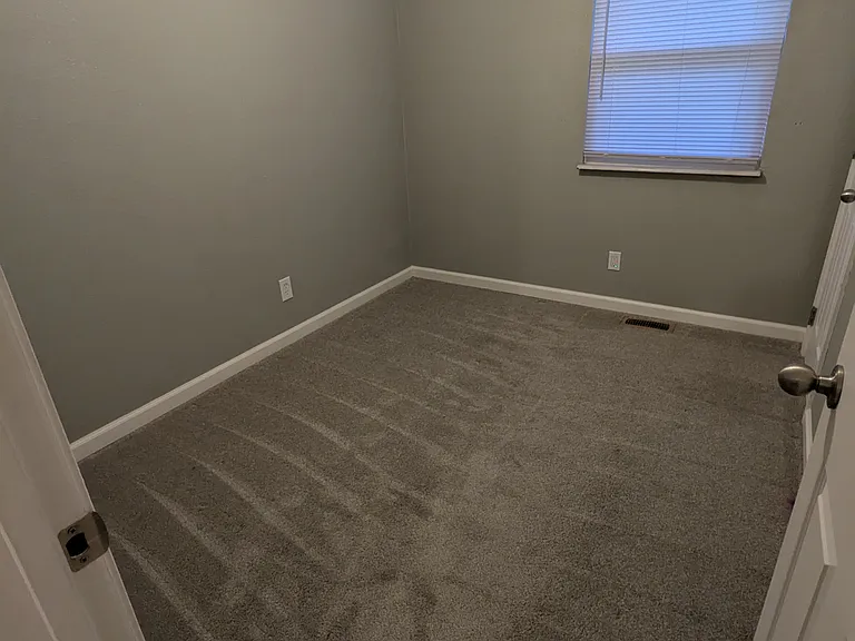 2223 Jackson Dr — Photo 30