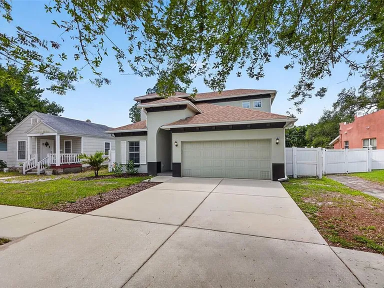 3204 W Marlin Ave — Photo 1