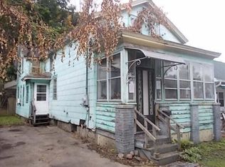 180 E 9th St, Oswego, NY