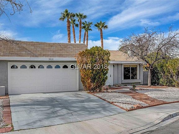 3rd image of 3531 Willow Springs Dr