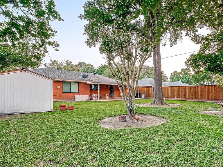 6414 Pineshade Ln — Photo 22