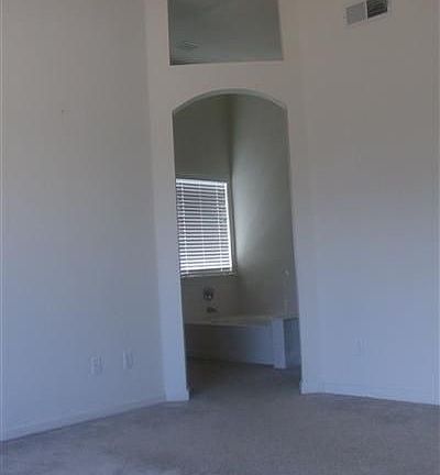 4th image of 1029 Tierra Creek Dr