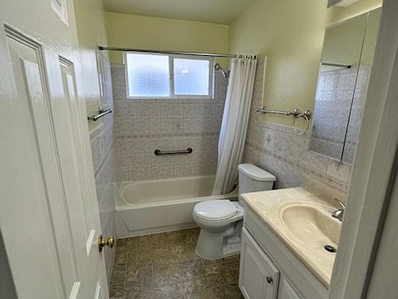 4th image of 22003 S Vermont Ave APT 23