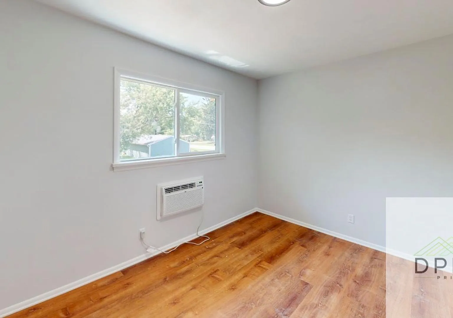 Welcome to 5715 Shaw Haslett, MI 48840!! — Photo 1