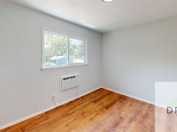 5715 Shaw St APT 2