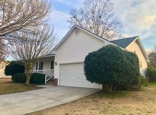 256 Fading Trail Ln, Raeford, NC 28376