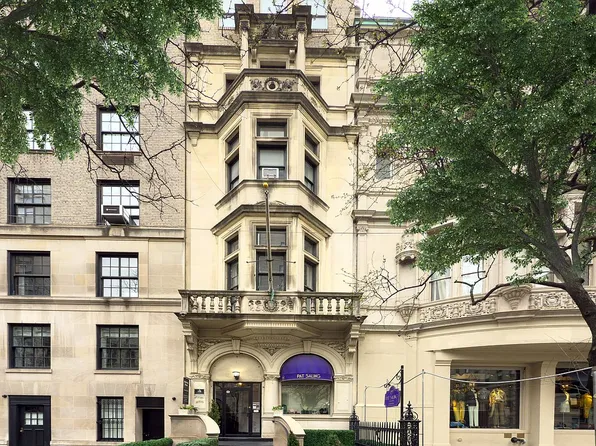 28 E 72nd St, New York, NY 10021