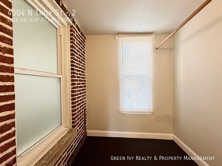 4504 N Troy St #2 — Photo 4