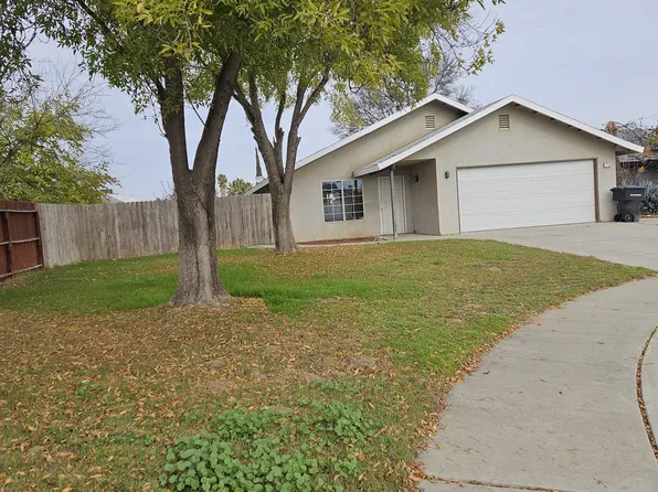 1168 Poplar Ct, Hanford, CA 93230
