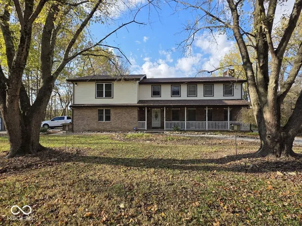 18080 E State Route 46, Hope, IN 47246