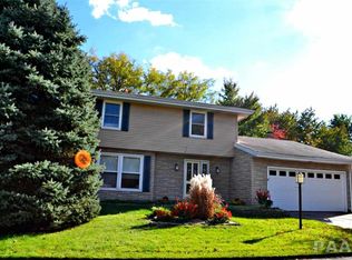 3310 W Saymore Ln, Peoria, IL 61615