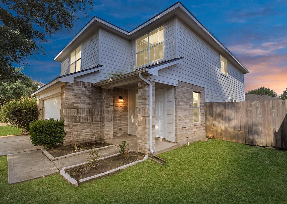 1st image of 17015 Bluejay Trails Ct