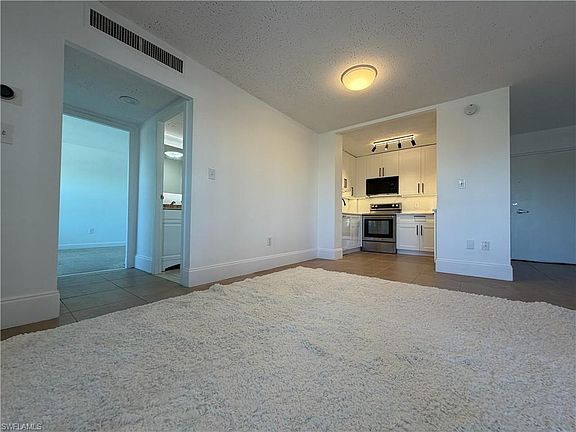 3rd image of 2350 W 1st ST #303