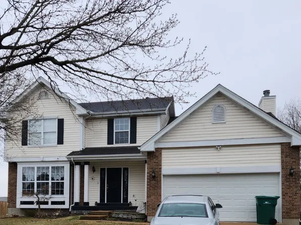 3513 Imperial Hills Dr, Imperial, MO 63052