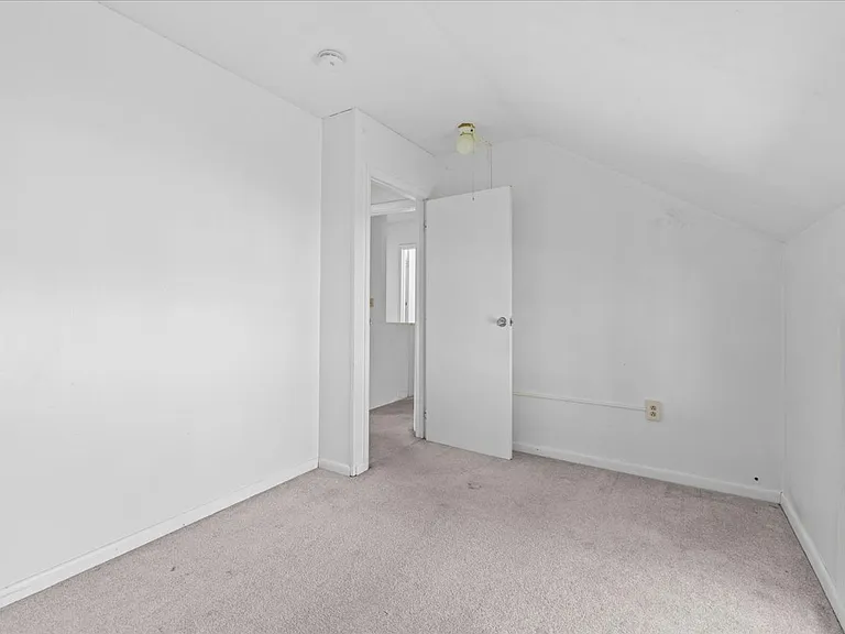 21 Hyde St #4 — Photo 23