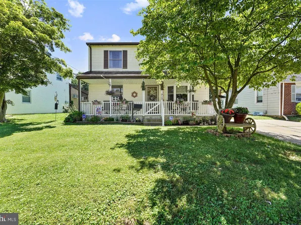 312 Love Ln, Norwood, PA 19074