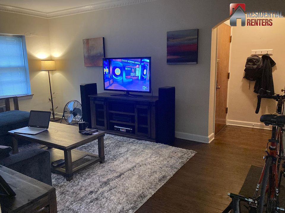 1st image of 5425 W Martin Dr APT 201